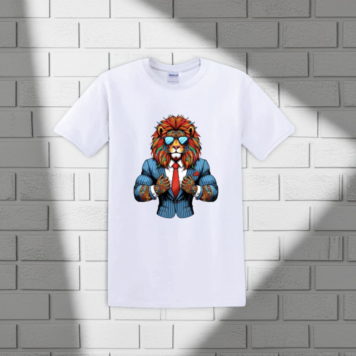 T-shirt The CEO Lion